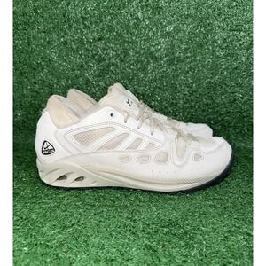 Nike ACG Air Exploraid Men Size 9.5 White Grey Running Shoes Sneakers FJ1920-100